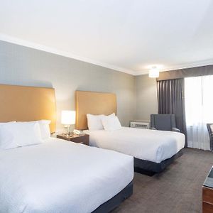 Standard Room 2 Double Beds